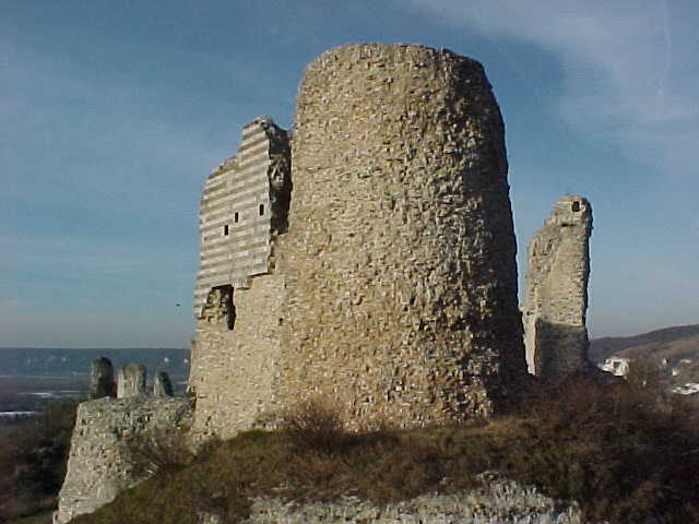 262 - SEMBLEE PERCHEE DANS LE CIEL.jpg